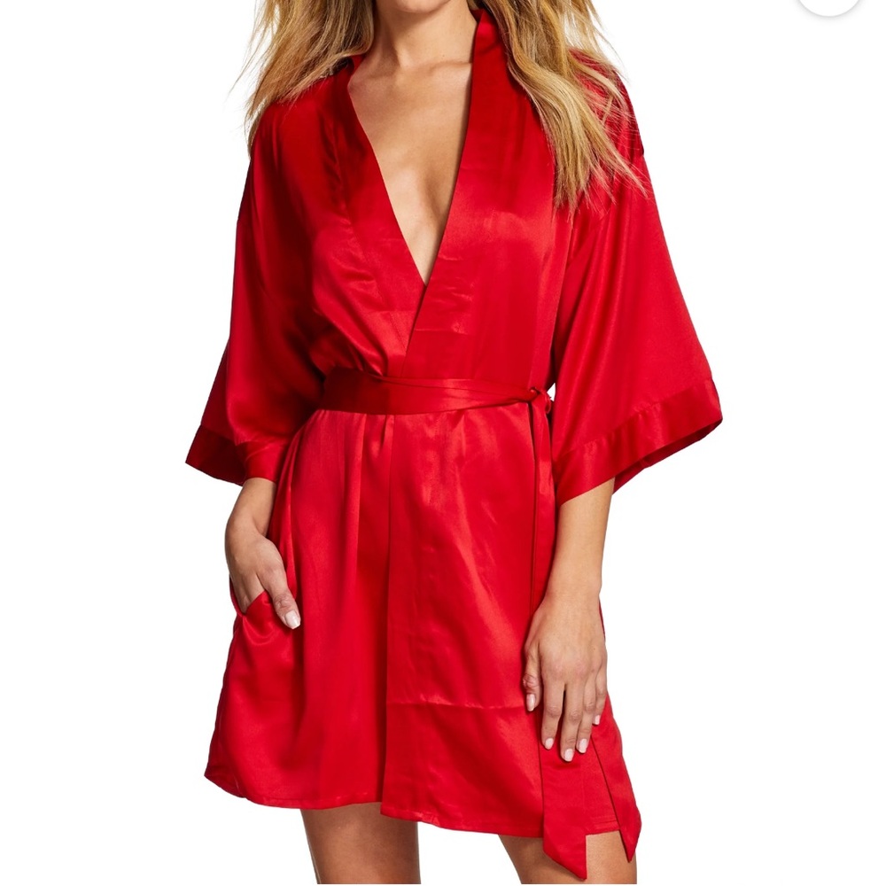 NWOT Red satin robe xl